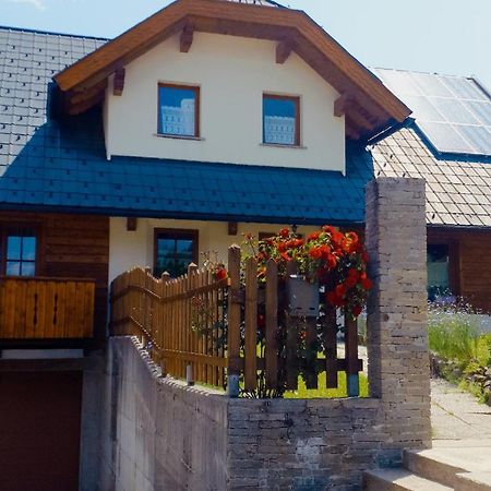 タルヴィージオ Al Sentiero Di Charly Bed & Breakfast エクステリア 写真